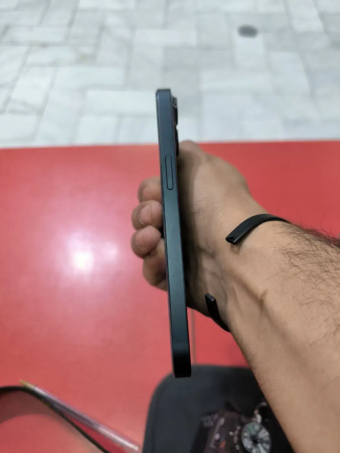 اپل iPhone 13 با حافظهٔ ۱۲۸ گیگابایت|موبایل|مشهد, محمدآباد|دیوار
