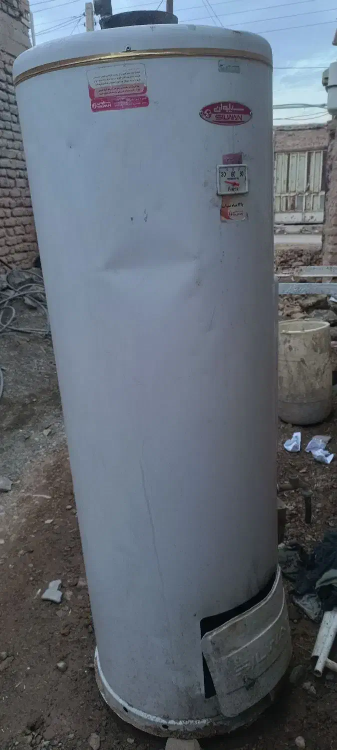 آبگرمکن نفتی سالم|آبگرمکن، پکیج، شوفاژ|گزیک, |دیوار