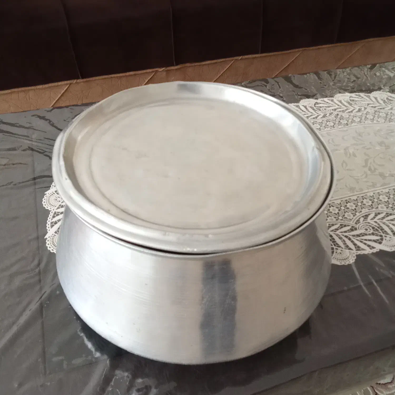 قابلمه و منجل|ظروف پخت‌وپز|مهاباد (آذربایجان غربی), |دیوار