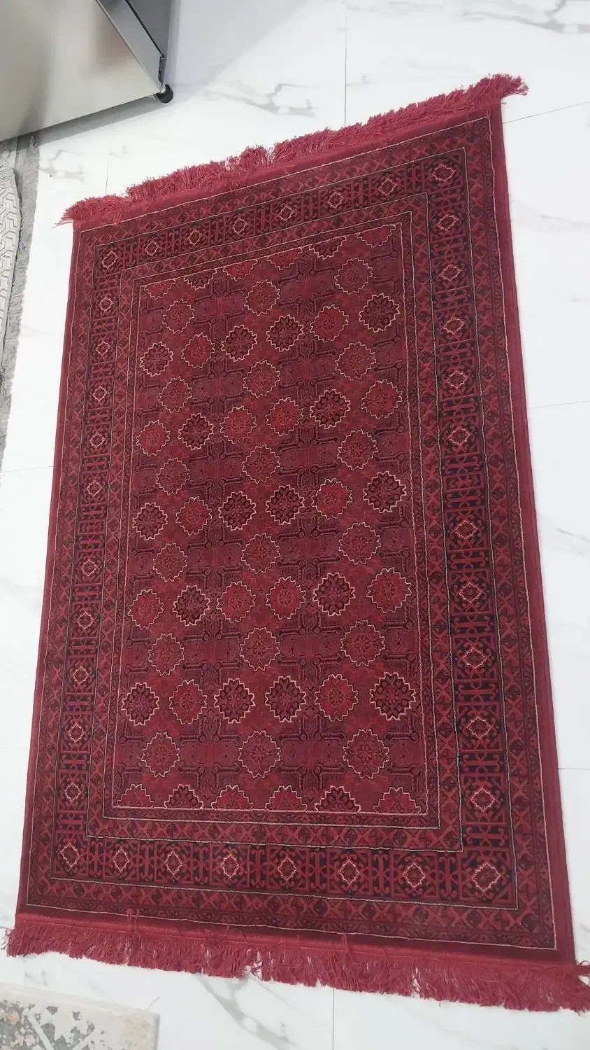 ۲ عدد فرش در حد|فرش|اسلام‌شهر, باغ فیض|دیوار