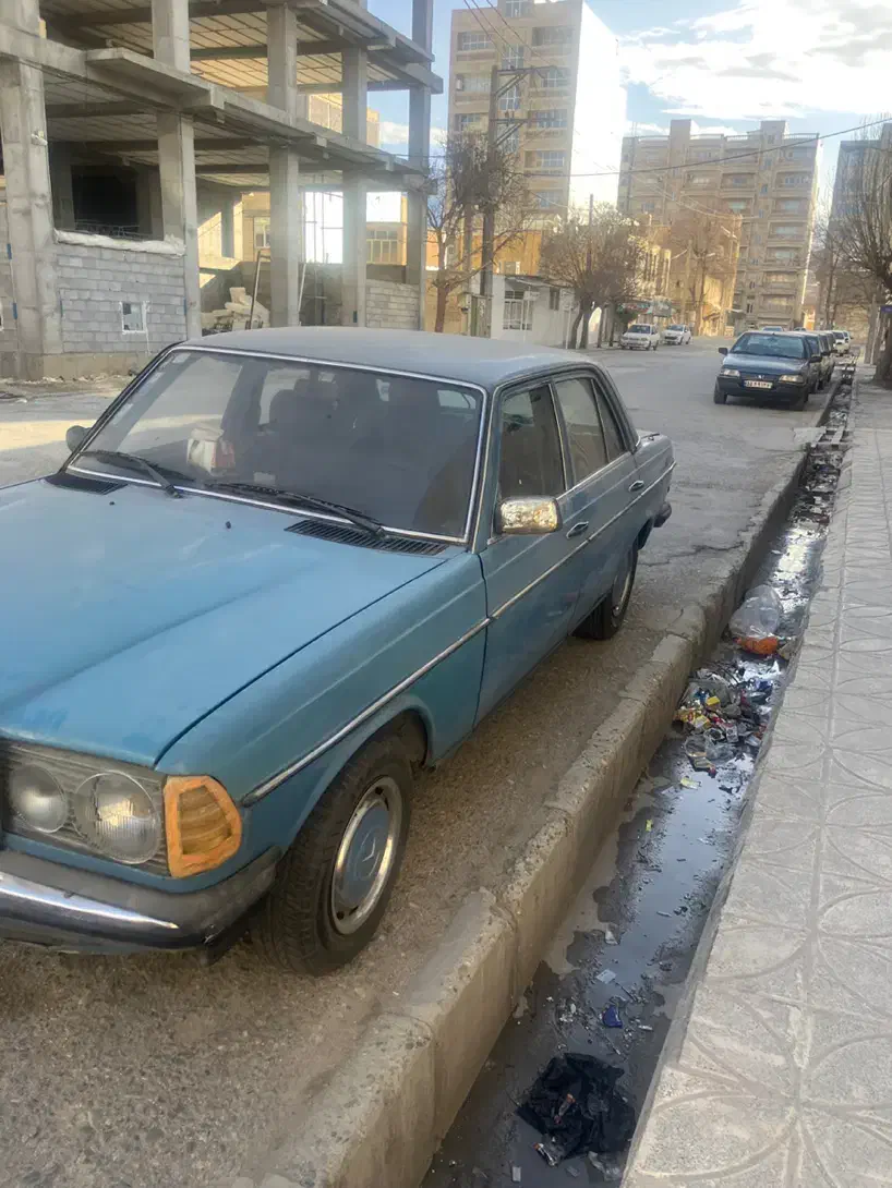 بنز 230 دانشجوییW123 مدل 1979|خودرو کلاسیک|تهران, استاد معین|دیوار