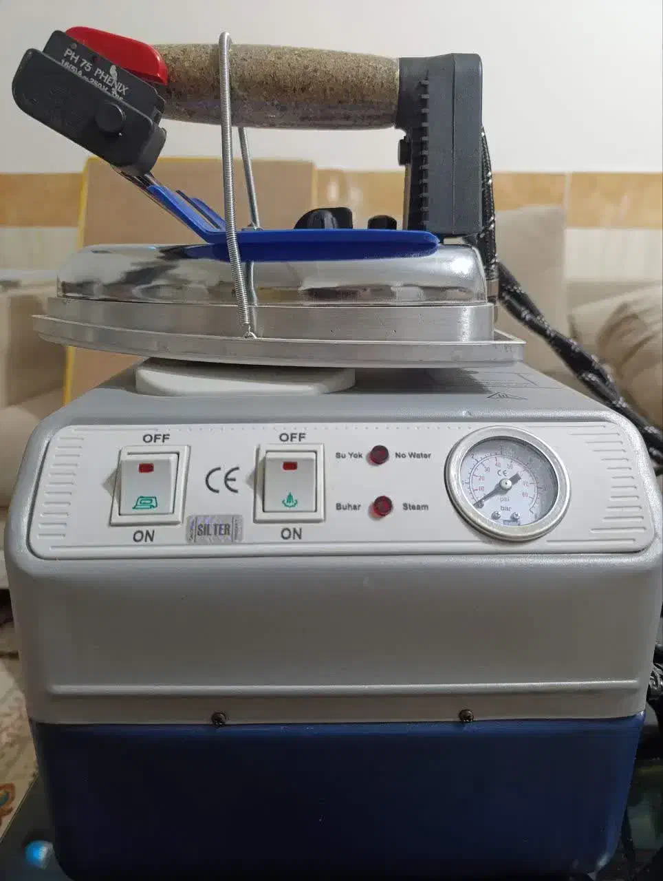 اتو سیلور و چرخ سردوز|اتو و لوازم اتو|بیرجند, |دیوار