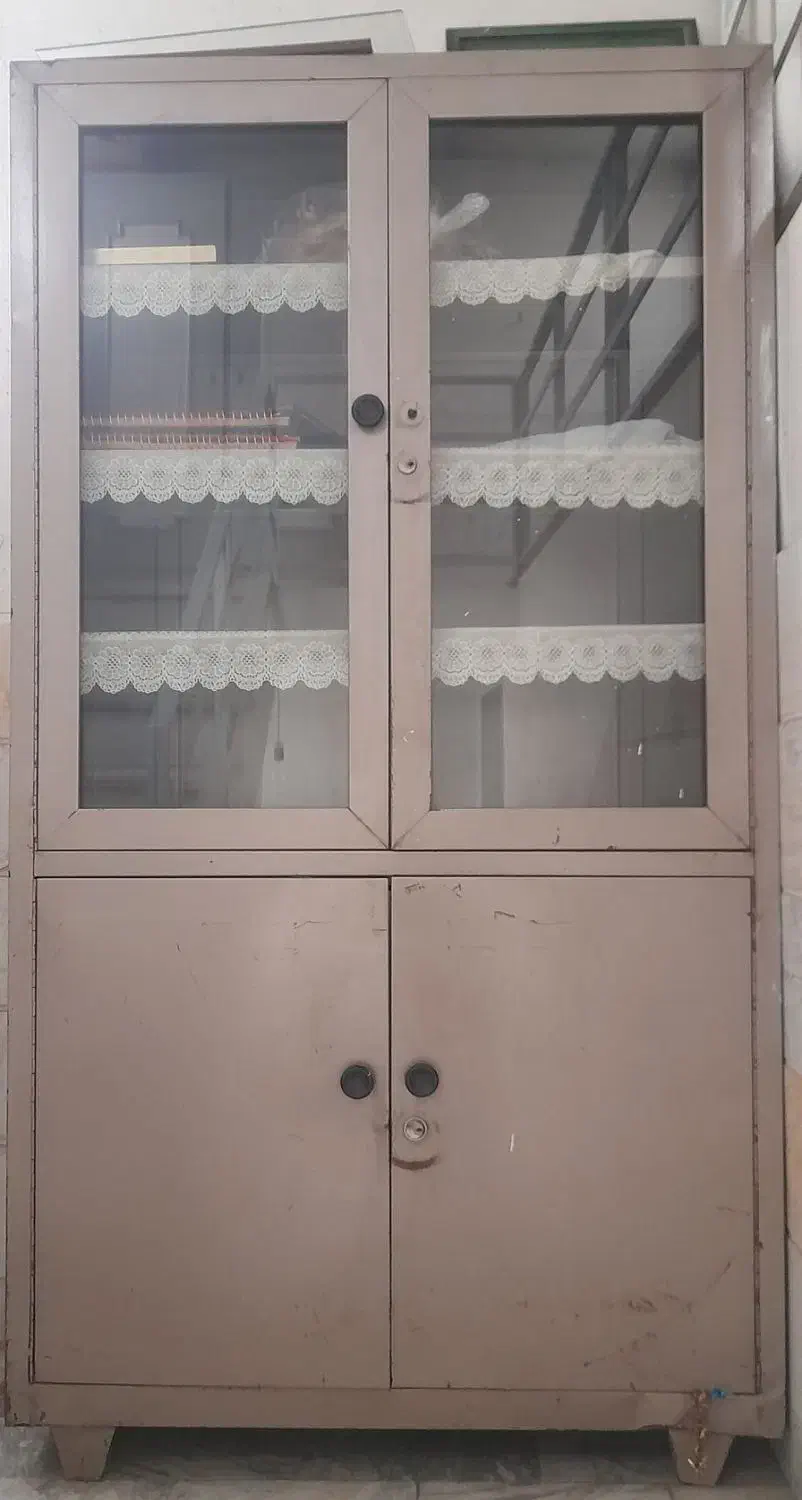 کمد فلزی قدیمی|جاکفشی، کمد، دراور|تهران, جوادیه|دیوار