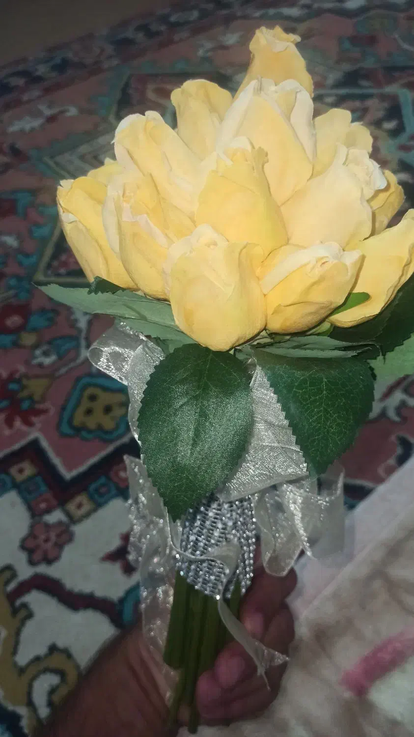 دسته گل عروس کاملا سالم و درحد با۳۰ شاخه گل مصنوعی|گل مصنوعی|مسجد سلیمان, |دیوار