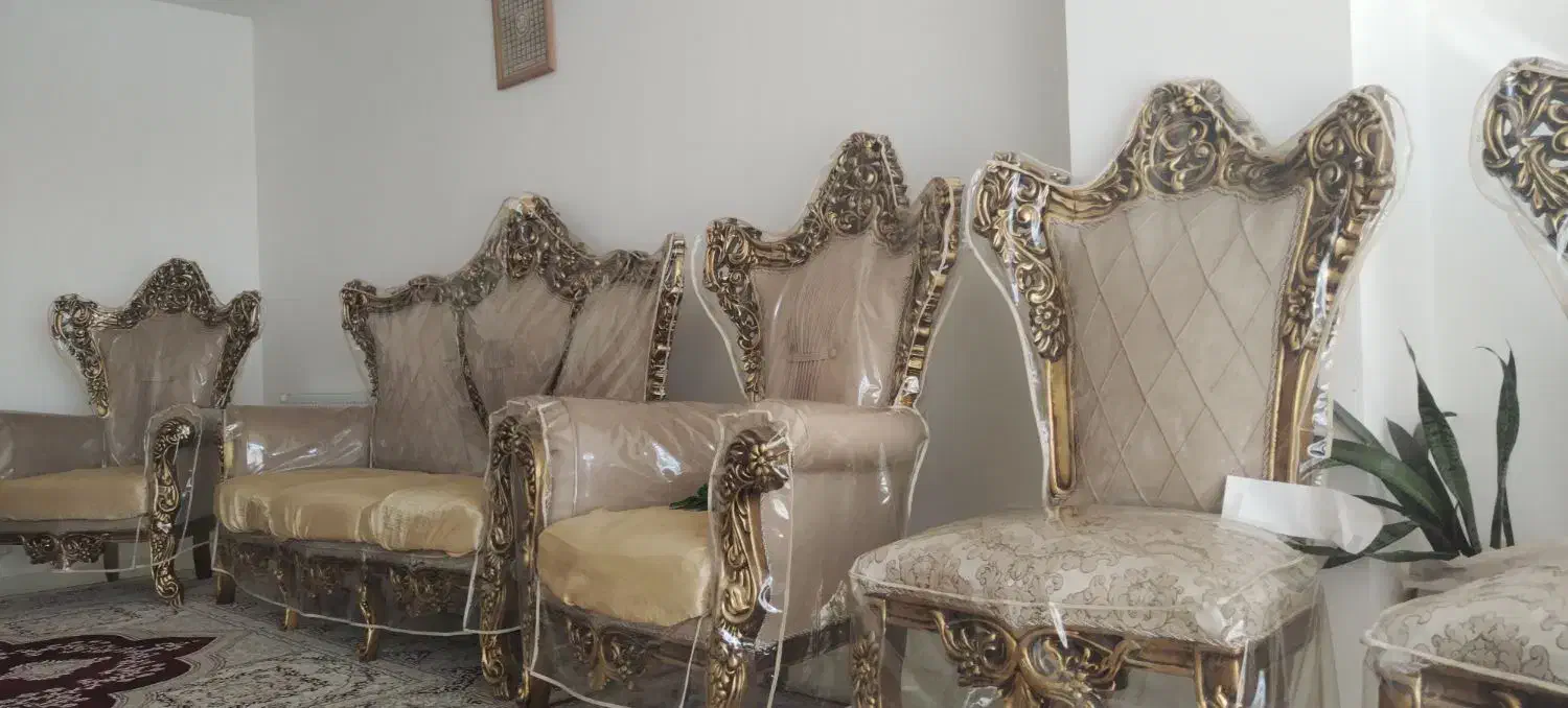 مبل سلطنتی در حد نو|مبلمان خانگی و میز عسلی|مبارکه, |دیوار