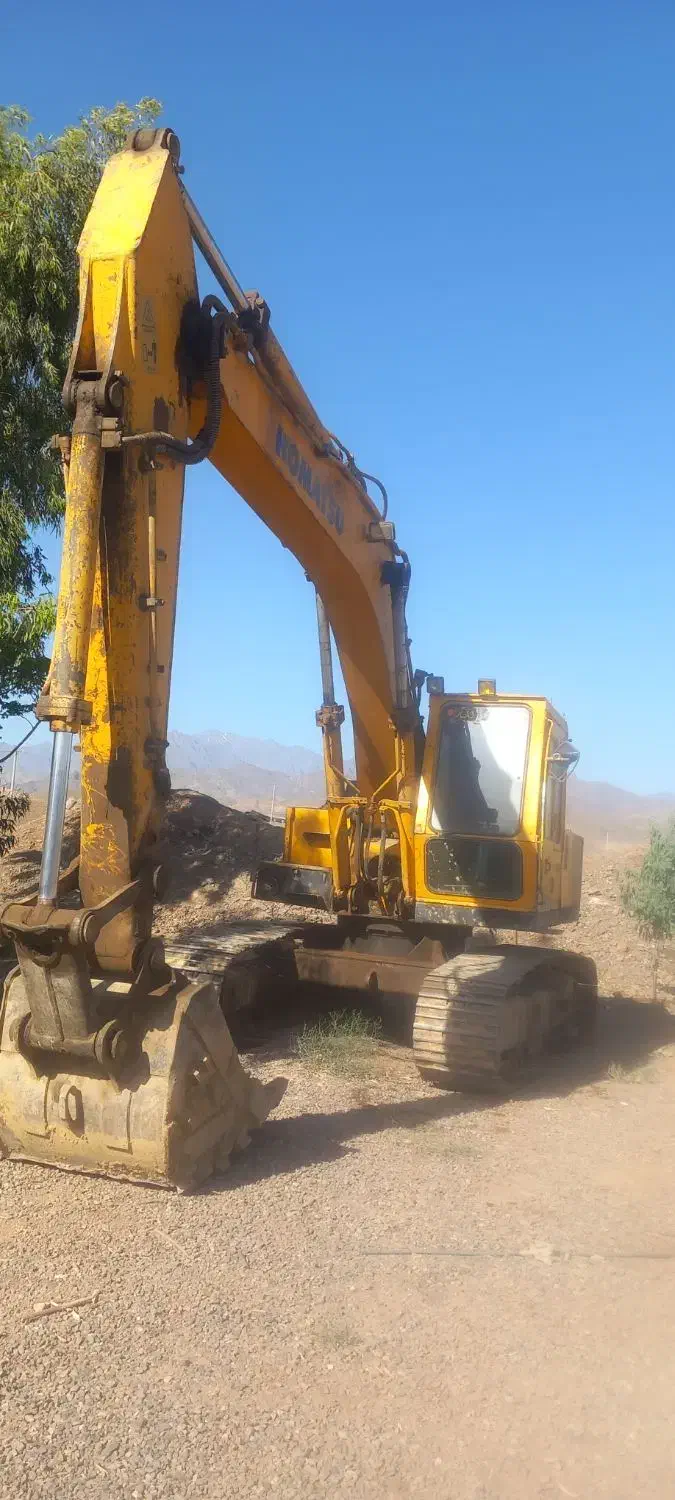 بیل کوماتسو خط  ۲     ۲۰۰|خودرو سنگین|نطنز, |دیوار