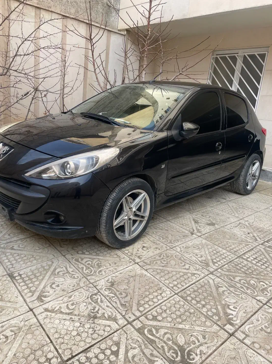 فروشی|خودرو سواری و وانت|همدان, |دیوار