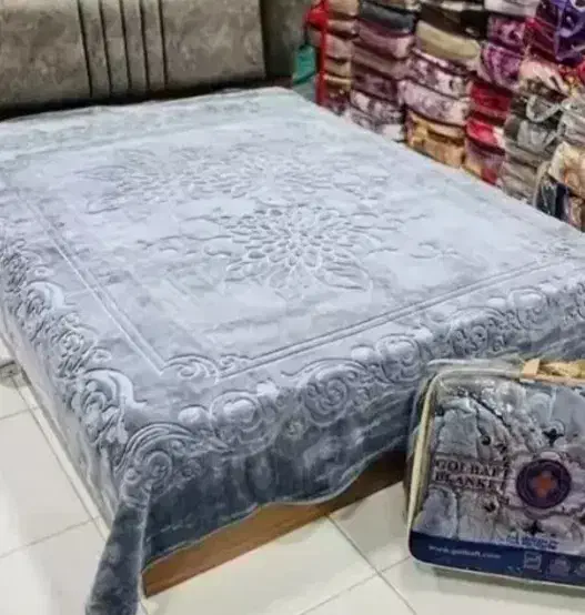 پتو ۲ نفره ابریشمی ۲ رویه گلبافت آک.|رختخواب، بالش، پتو|بروجرد, |دیوار
