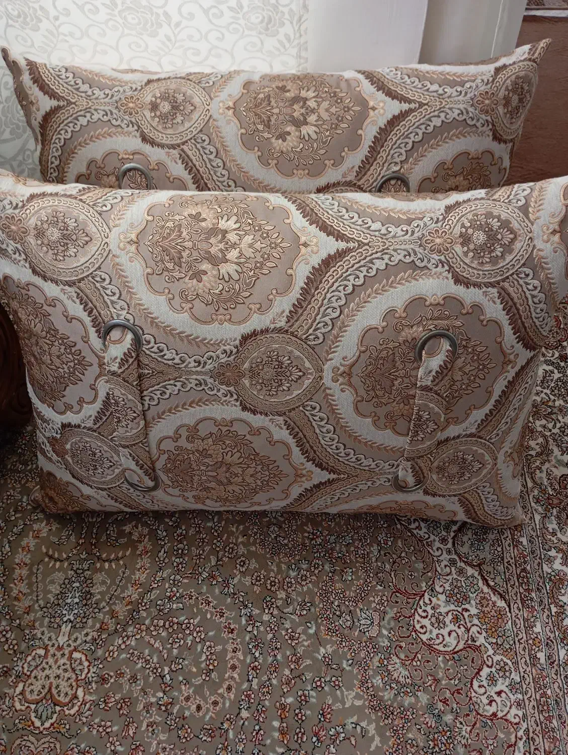 پشتی|پشتی|ارومیه, |دیوار