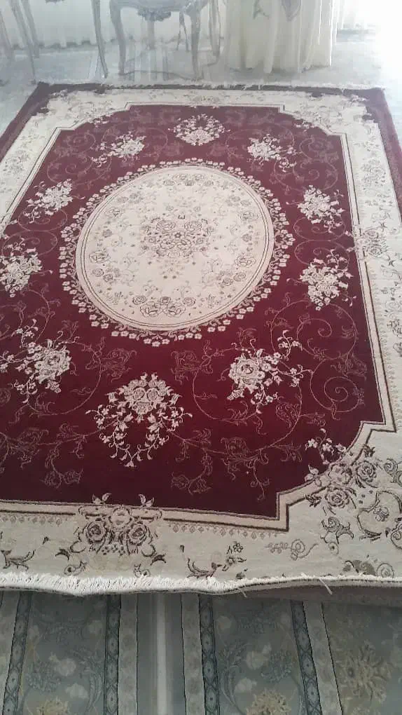 فرش 700 شانه|فرش|شاهین‌شهر, خانه کارگر|دیوار