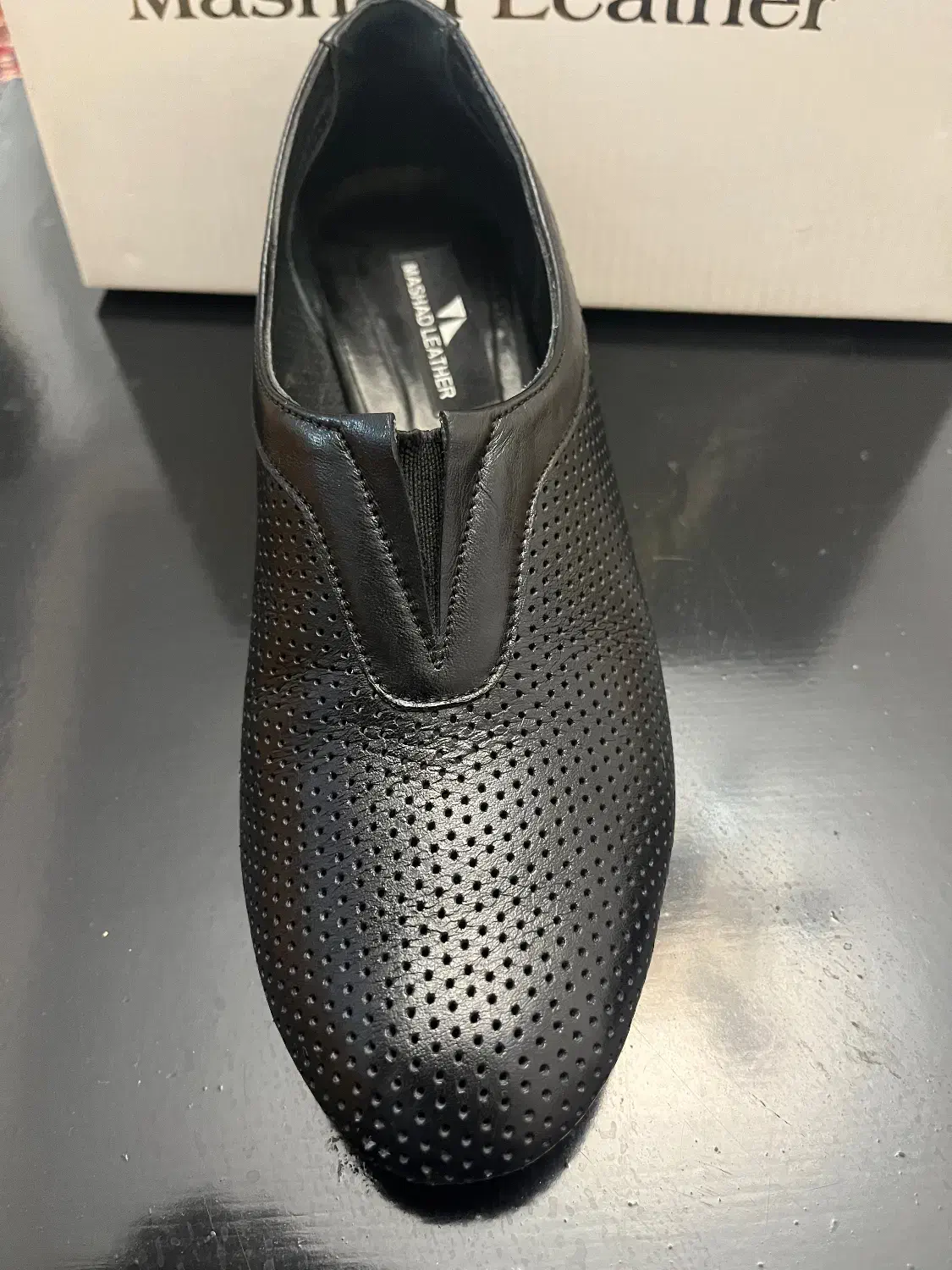 کفش زنانه|کیف، کفش، کمربند|رشت, استقامت ۱|دیوار