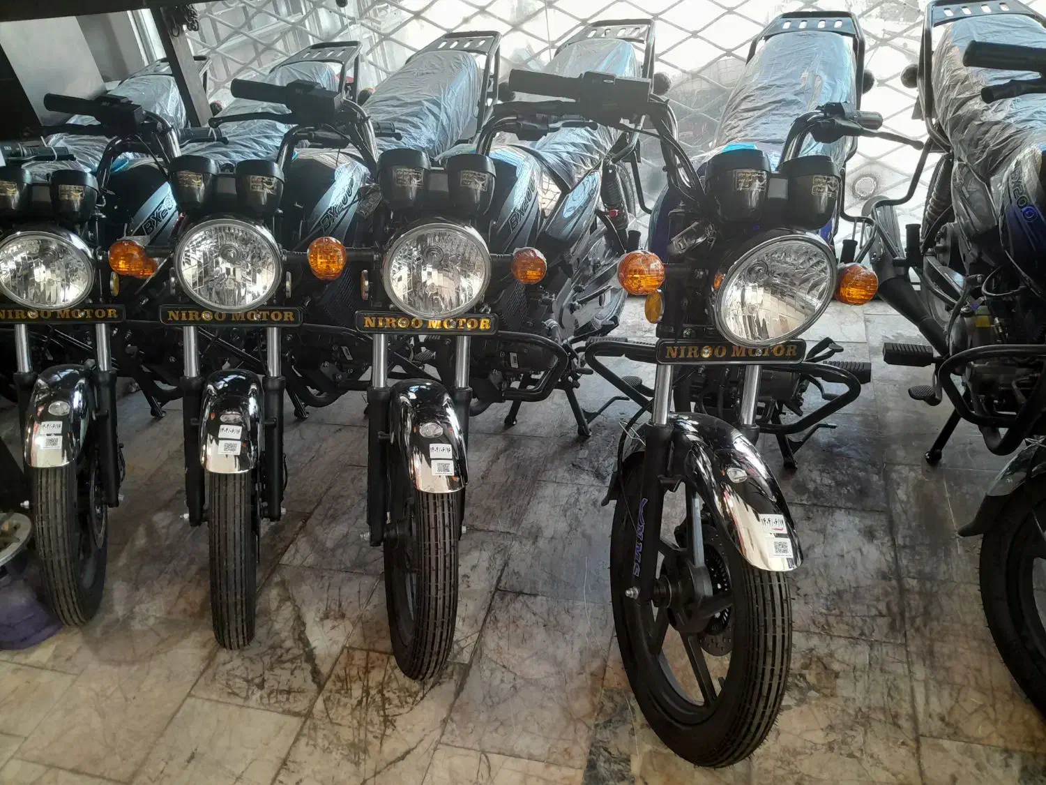 بوکسر ۲۰۰ نیرو موتور|موتورسیکلت|مشهد, جلالیه|دیوار