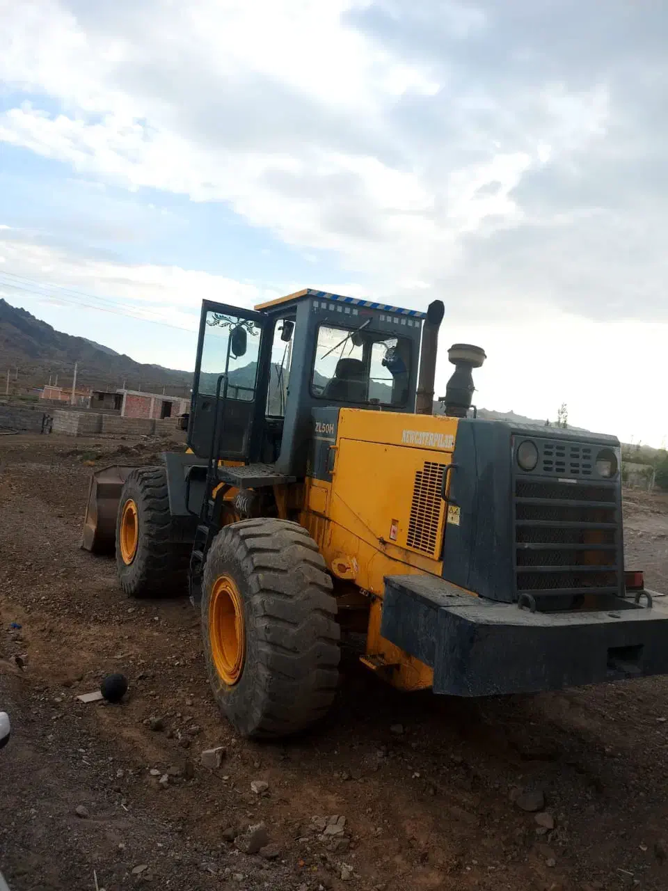 لودرzL50|خودرو سنگین|جیرفت, |دیوار