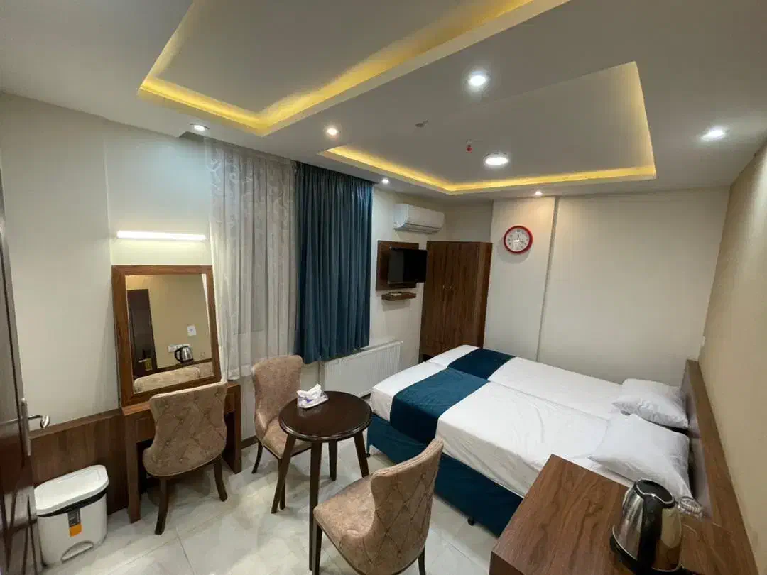 استخدام نظافتچی هتل خانه دار|استخدام سرایداری و نظافت|تهران, فلسطین (میدان انقلاب)|دیوار