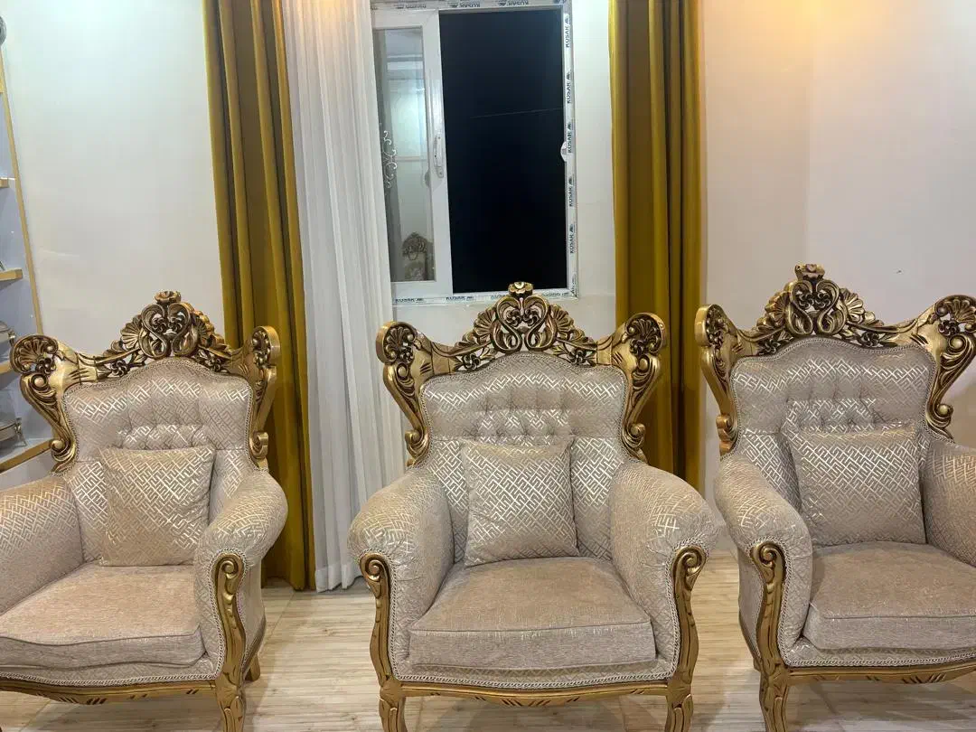 مبل سلطنتی ۹ نفره درحدنو|مبلمان خانگی و میز عسلی|رشت, شهرک قدس|دیوار