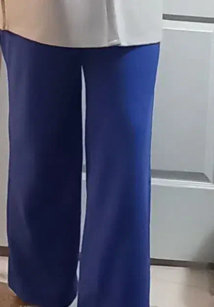 شلوار فوتر|لباس|ری, شهید غیوری (ابن باویه)|دیوار