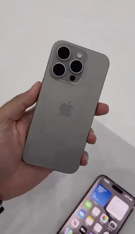 گوشی آیفون 15 پرو 256|موبایل|شیراز, شهرک گلستان شمالی|دیوار