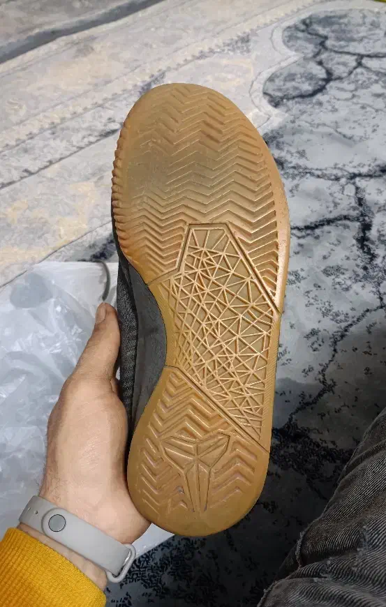 کتونی سالنی اورجینال|کیف، کفش، کمربند|قم, یزدانشهر|دیوار