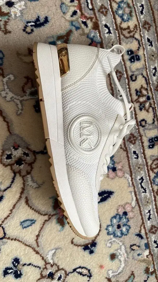 کتونی مایکل کورس اورجینال|کیف، کفش، کمربند|تهران, شهرک صدرا|دیوار