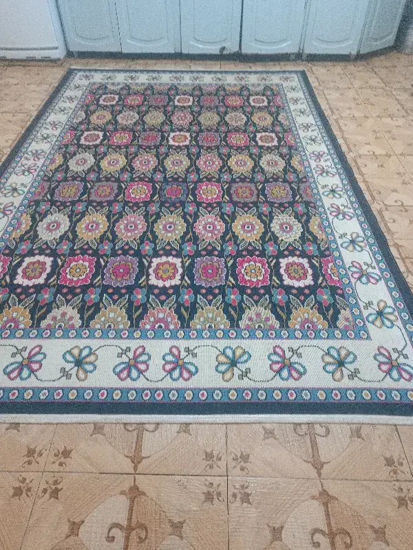 یک عدد فرش گلیم|گلیم، جاجیم، گبه|تایباد, |دیوار