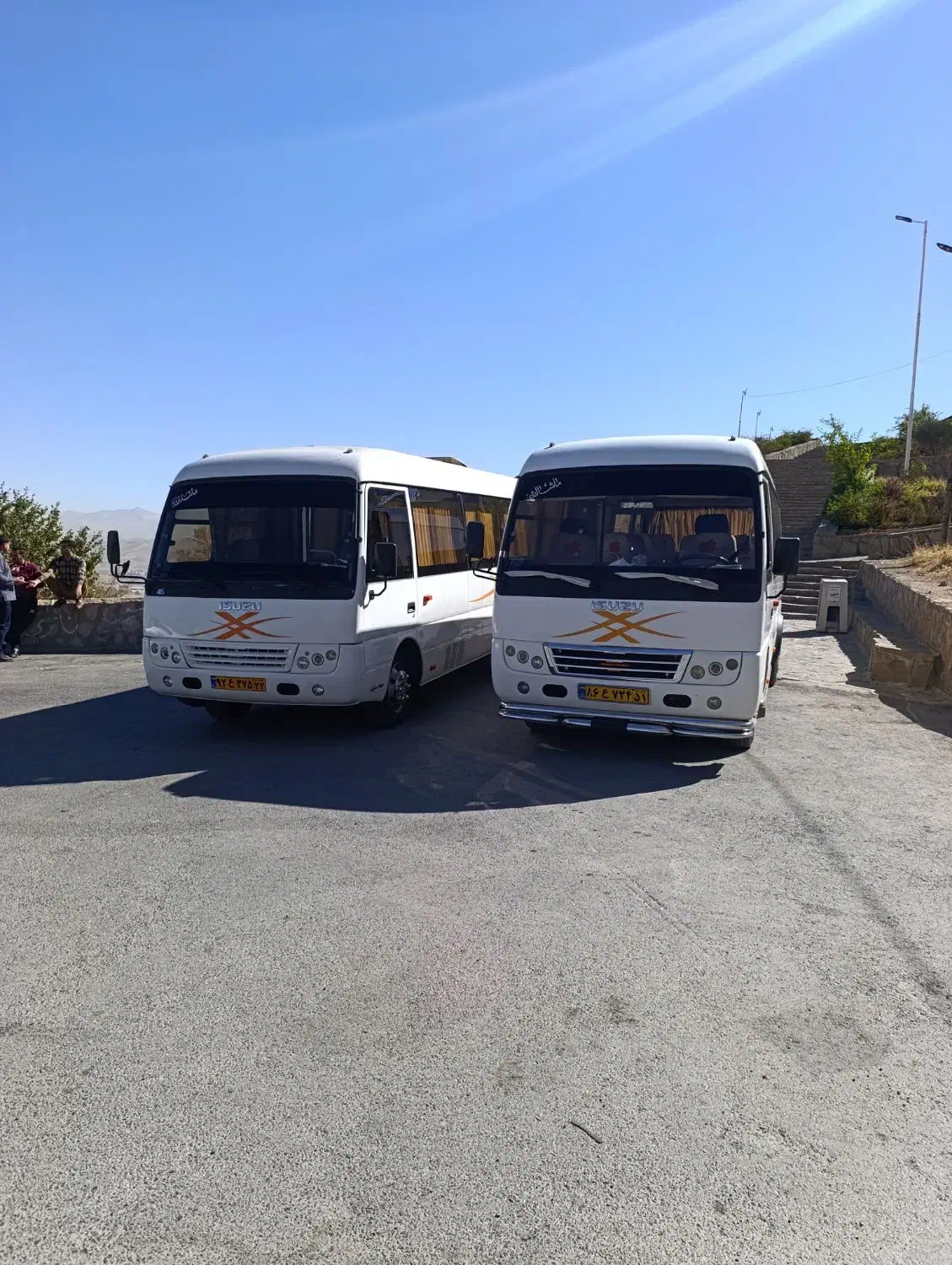 مینی بوس ایسوزو..ون دربستی|خدمات حمل و نقل|سنندج, |دیوار