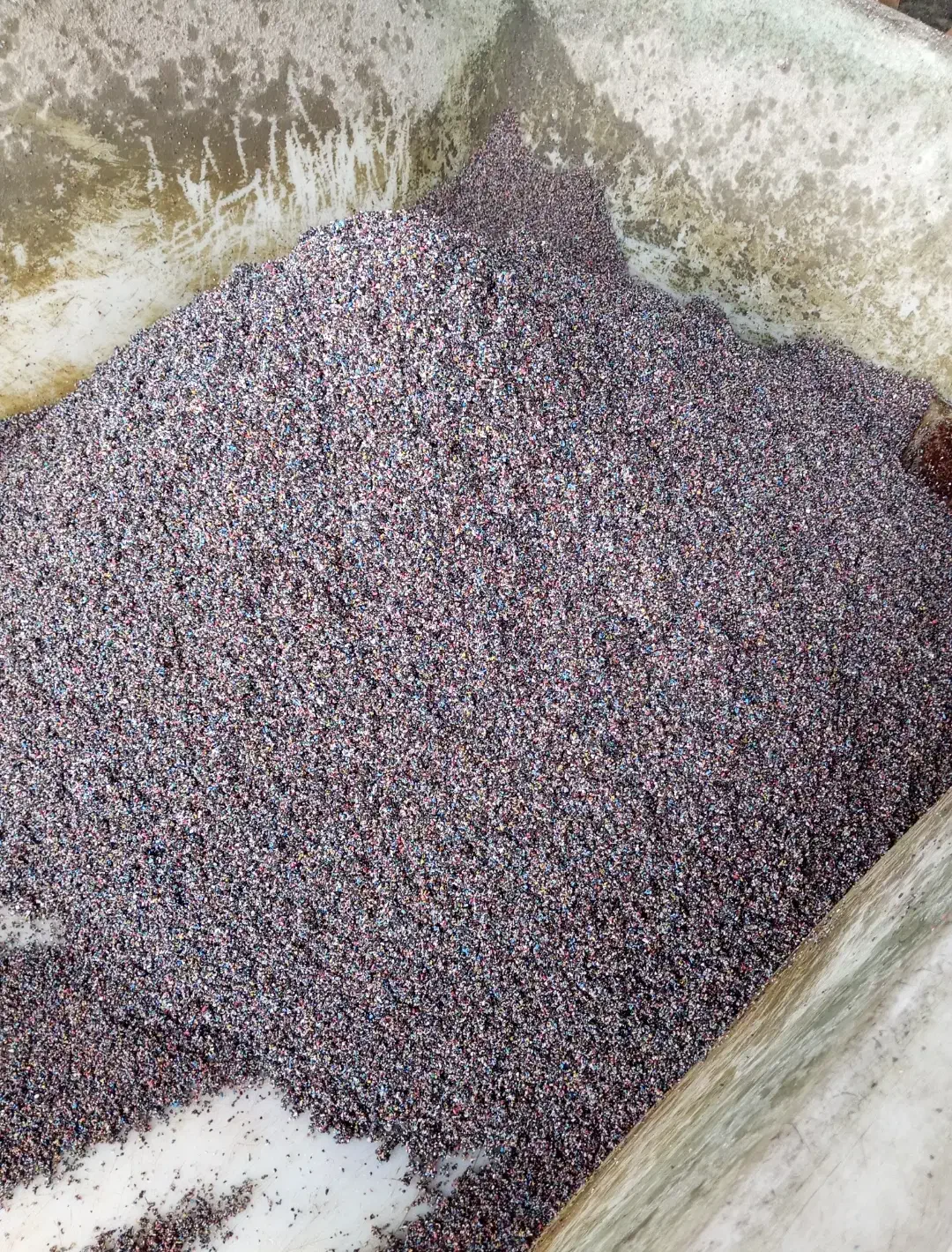 تولید گرانول و آسیابی مواد پی وی سی نرمpvc|عمدهفروشی|نسیمشهر, |دیوار