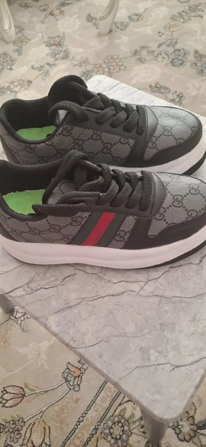 کفش نو فروشی|کیف، کفش، کمربند|کاشان, زیتون|دیوار