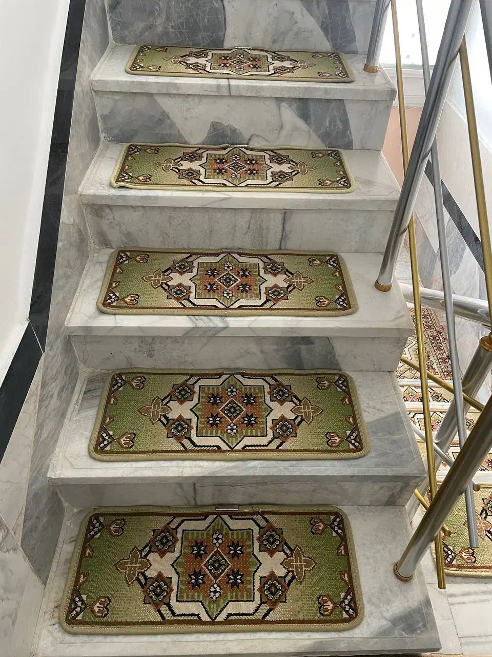 روپله و پادری|پادری|دهگلان, |دیوار