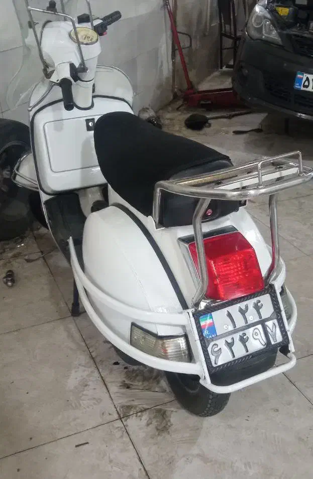 موتور وسپا ال ام ال Vespa 200 (کلیک ایروکس گلکسی)|موتورسیکلت|تهران, اکباتان|دیوار