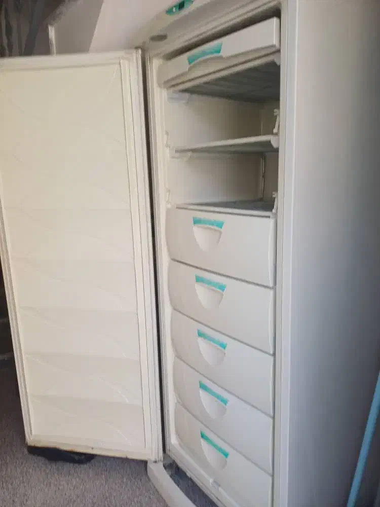 فریزر   کارکرده|یخچال و فریزر|شیراز, جوادیه|دیوار