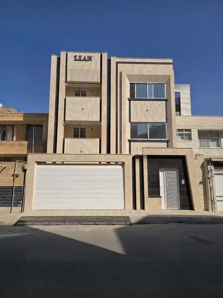 ویلایی سه طبقه سه واحد صفر|فروش خانه و ویلا|شاهینشهر, عطار|دیوار