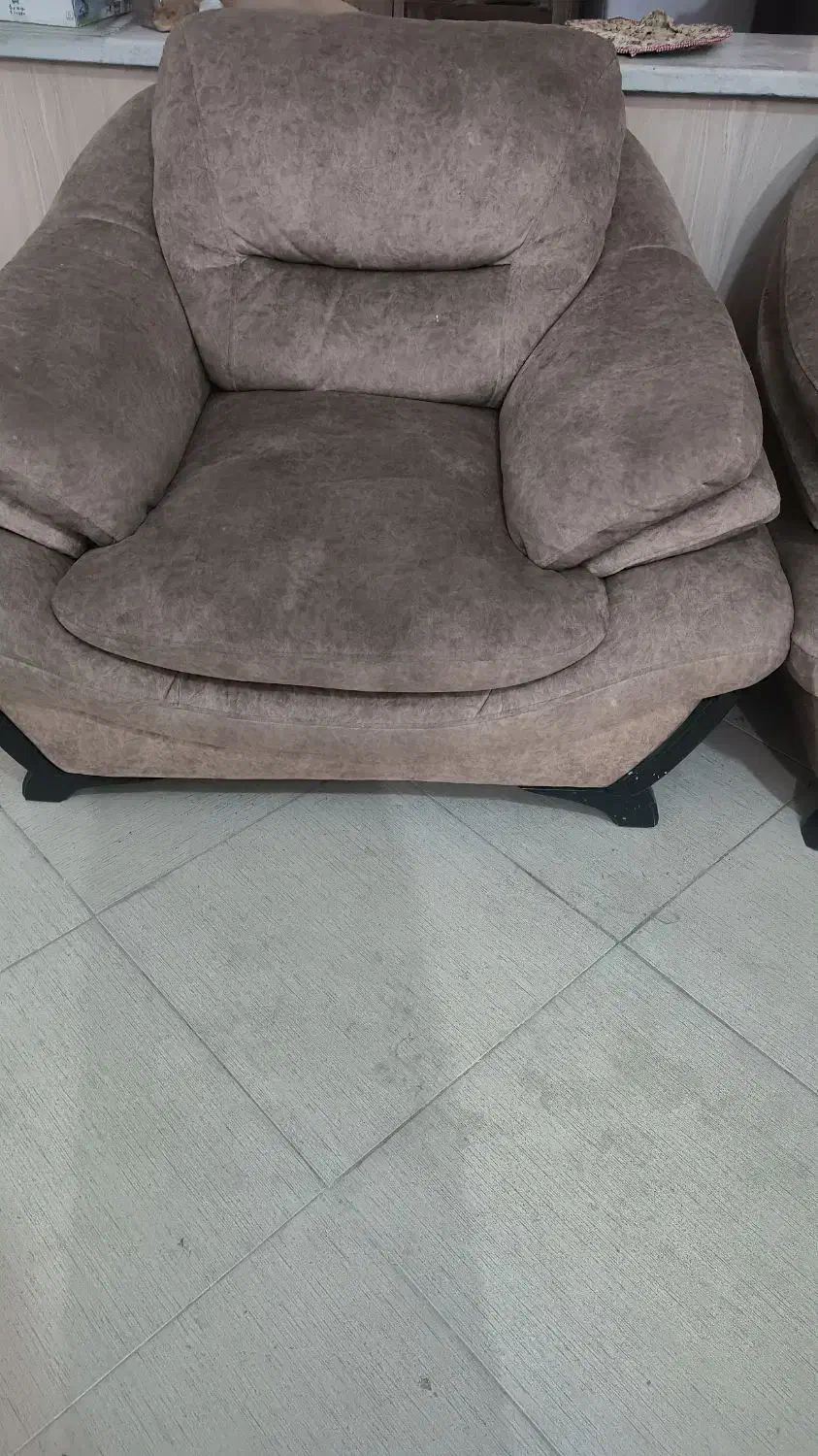 مبل و ظرف دکوری|مبلمان خانگی و میز عسلی|فسا, |دیوار