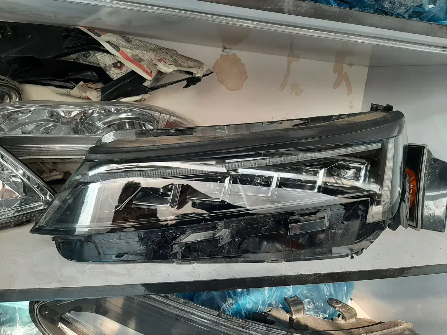 چراغ جلو کی ام سی جی ۷ kmc j7|قطعات یدکی و لوازم جانبی|تهران, نیروی دریایی|دیوار