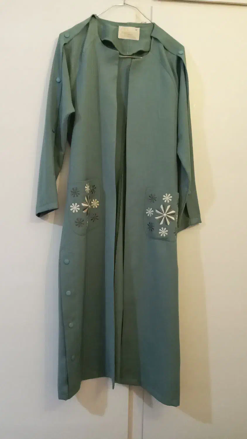 مانتو بلند سبز گلدوزی|لباس|پردیس, فاز ۴|دیوار