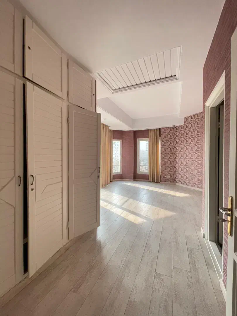 ۲۳۵متر آپارتمان ۳خوابه زعفرانیه فول مشاعات