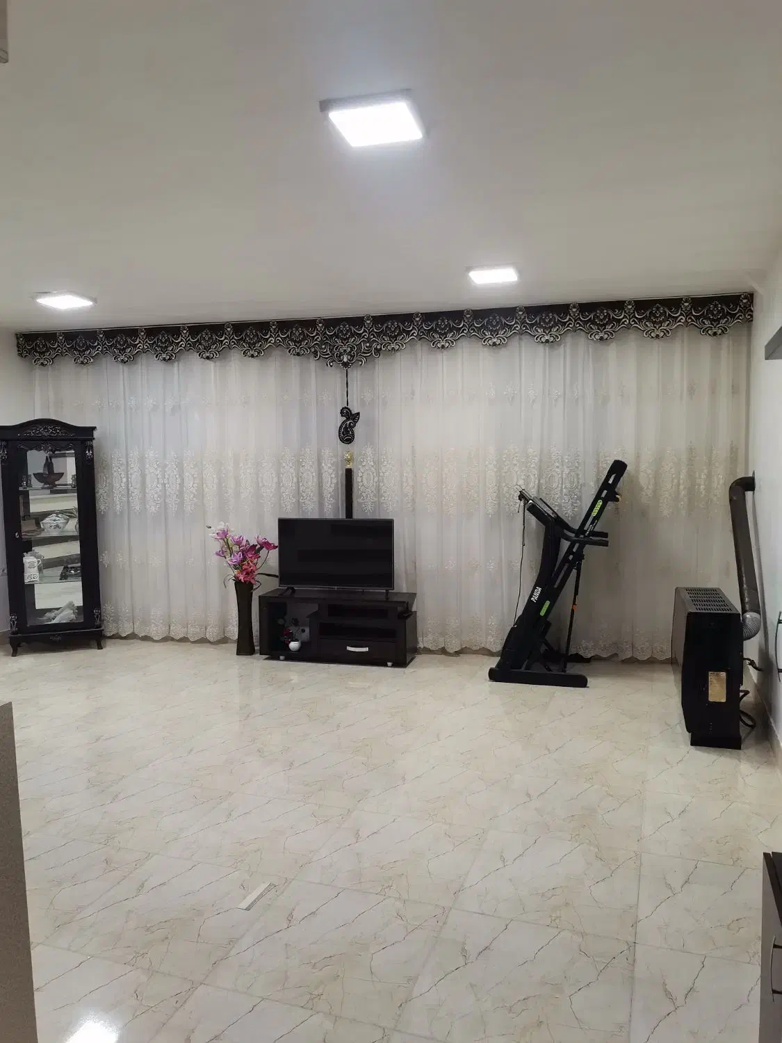 اجاره طبقه دوم 95 متری تک خواب نوساز شخصی ساز|اجارهٔ آپارتمان|شاهین دژ, |دیوار