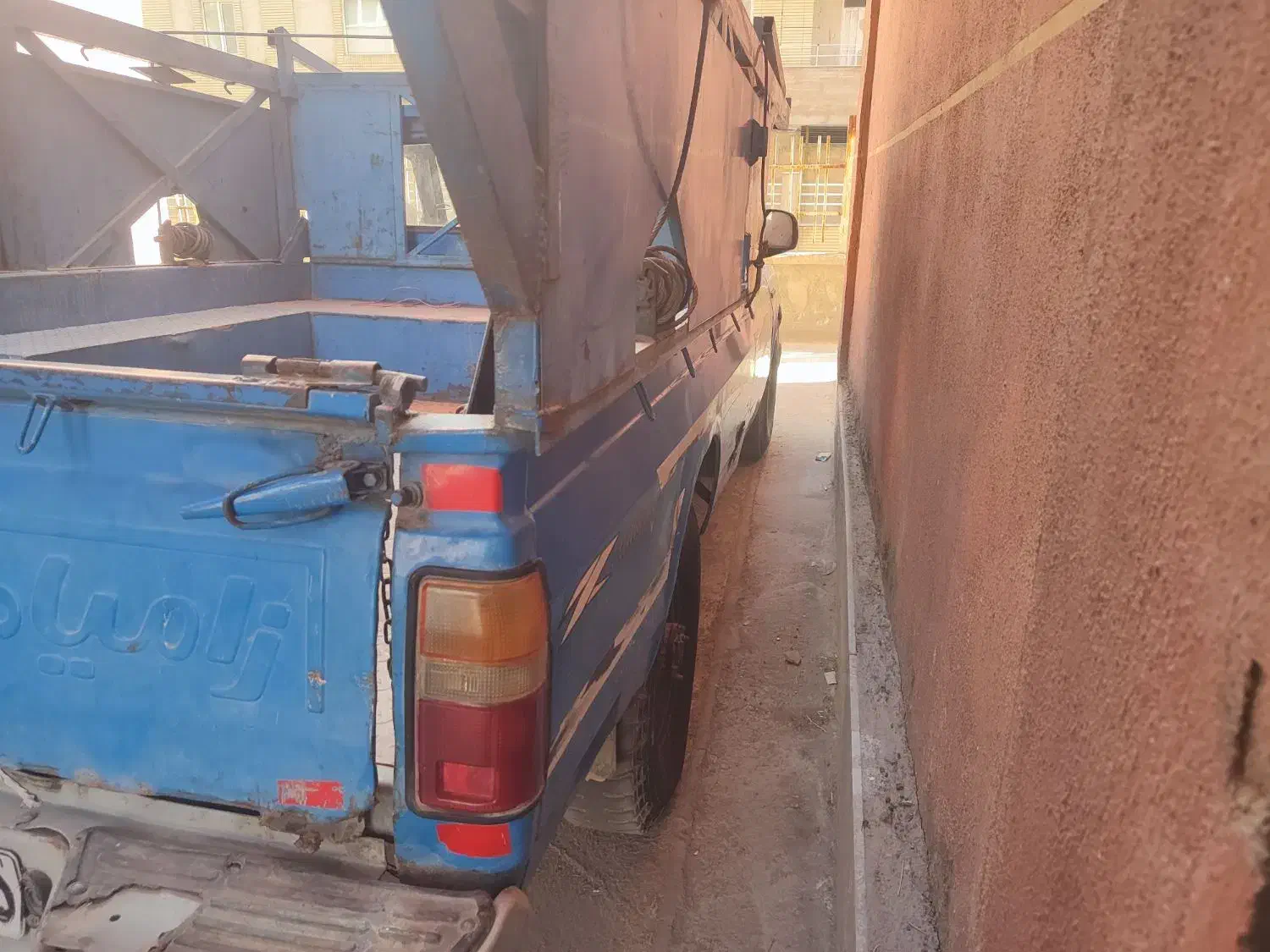 نیسان مدل 83 دوگانه دستی|خودرو سواری و وانت|کرمان, |دیوار