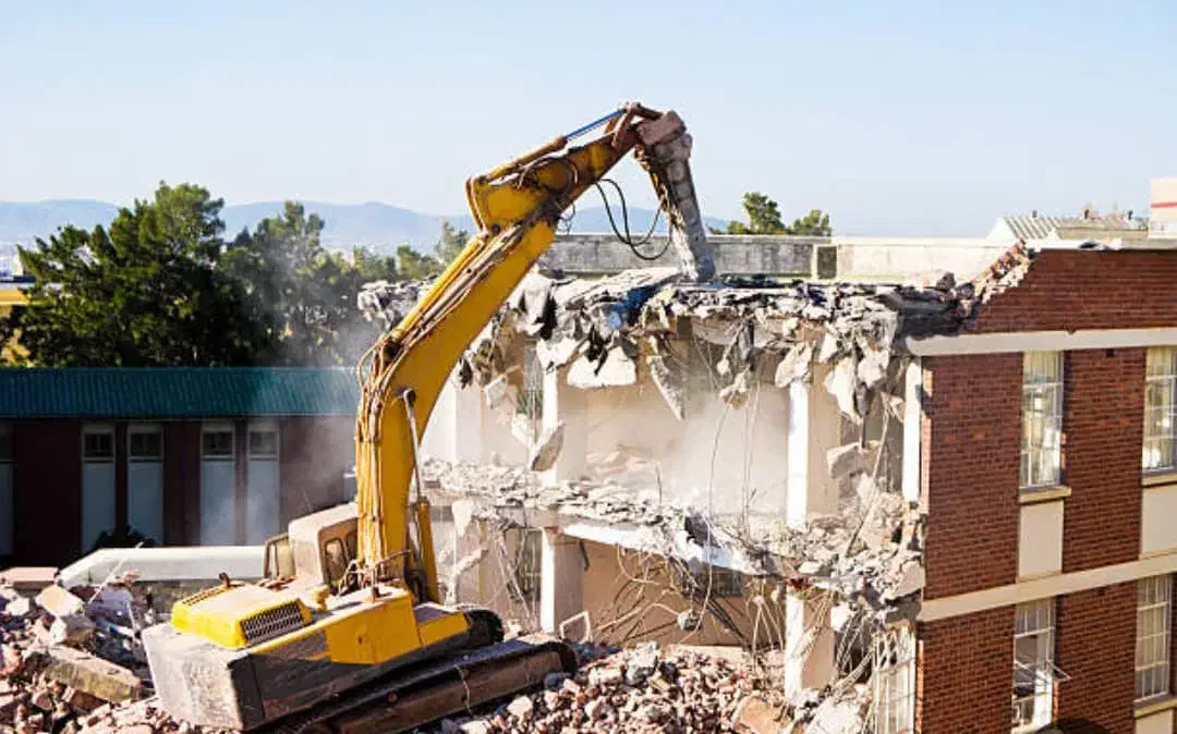 تخریب .سیمان کاری .گود برداری.سازهنگهبان|خدمات پیشه و مهارت|سنندج, |دیوار