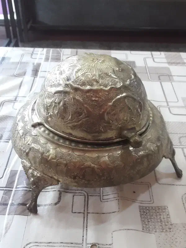 خاویار خوری ورشو|کلکسیون اشیاء عتیقه|بروجرد, |دیوار