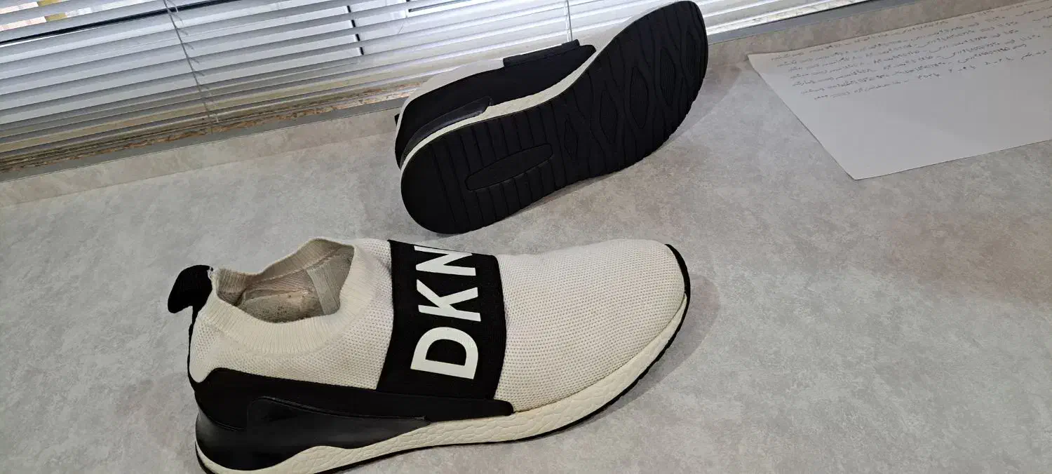 کتونی جورابی DKNY|کیف، کفش، کمربند|رشت, بلوار گیلان|دیوار