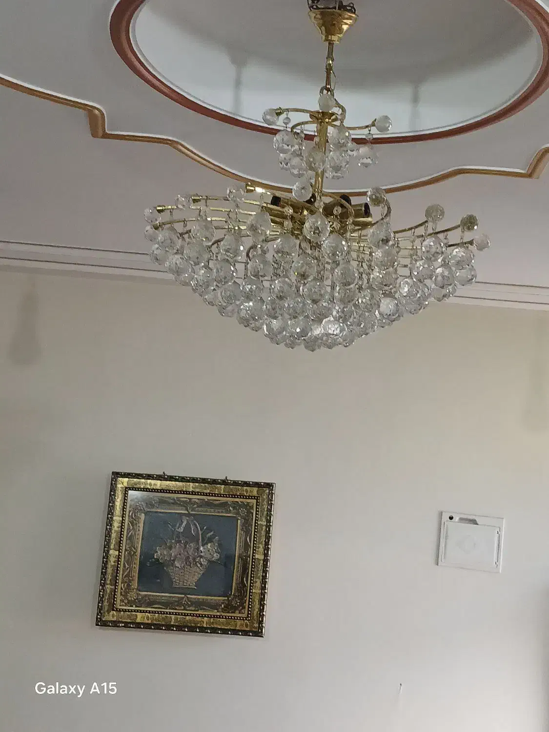 لوستر بزرگ گوی دار شیک طلایی|لوستر و چراغ آویز|اهواز, زیتون کارگری|دیوار