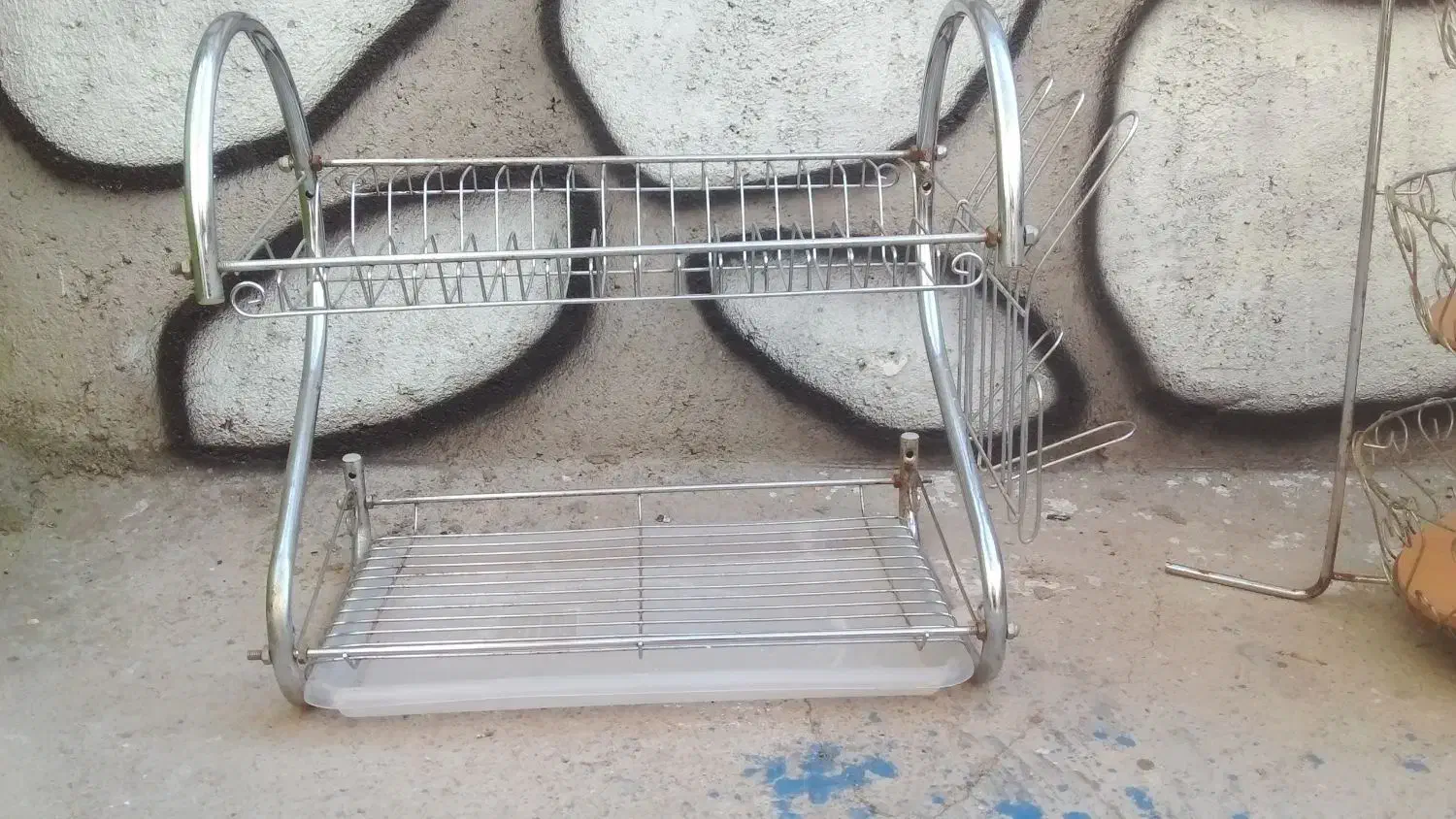 ابچکان|آبچکان و نظمدهنده ظروف|تبریز, |دیوار