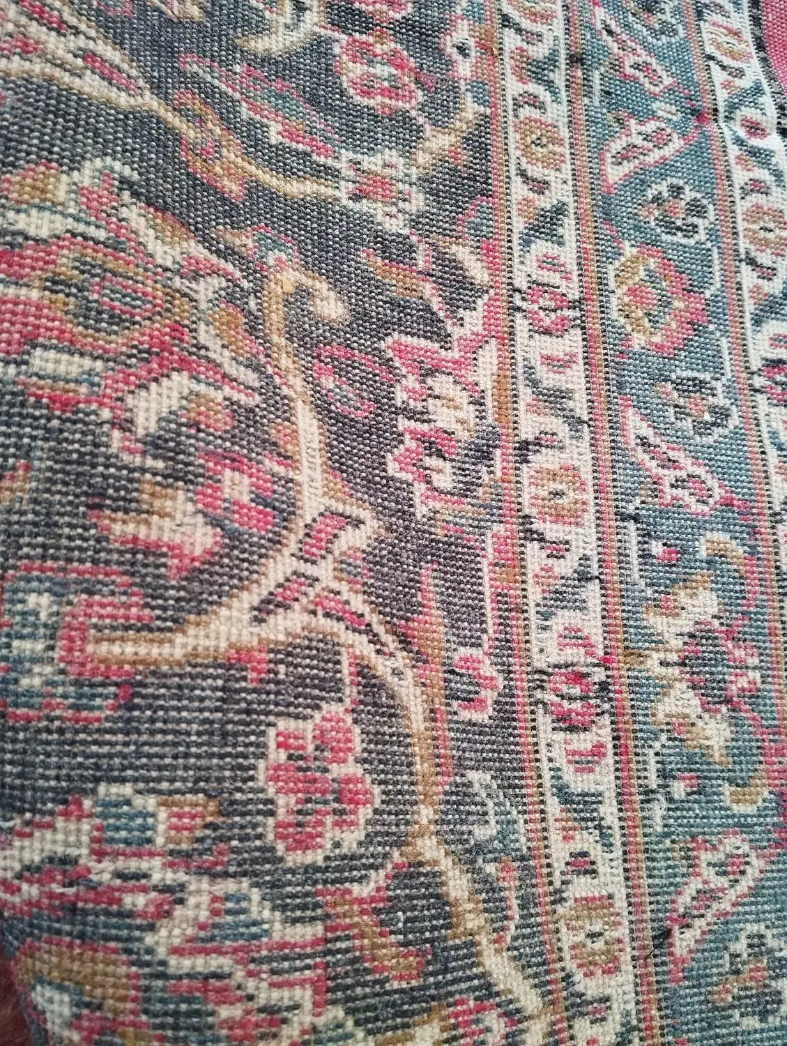 چهار عدد فرش دوازده متری|فرش|قنوات, |دیوار