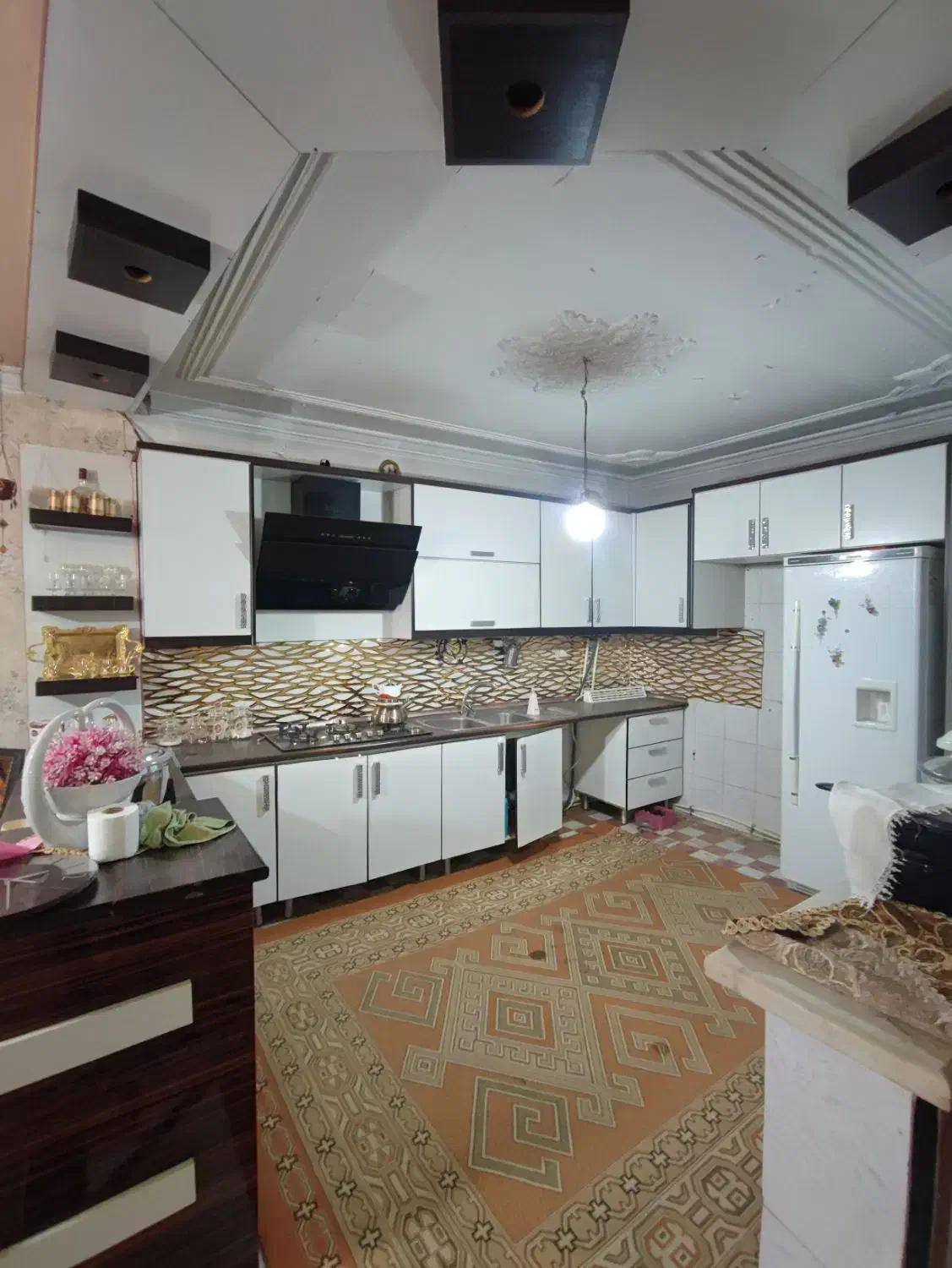 ویلایی 160متری 3طبقه/ طلائیه لوکیشن خوب|فروش خانه و ویلا|قرچک, شهرک طلائیه|دیوار