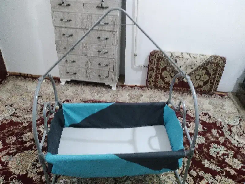 گهواره نو بدون استفاده|تخت و صندلی بچه|قروه, |دیوار