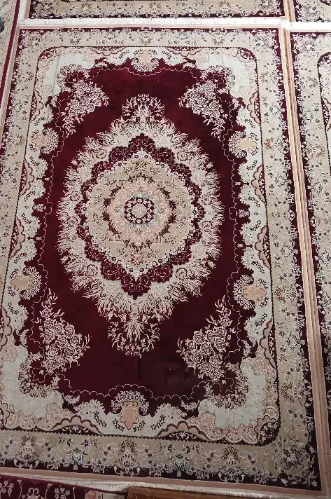 یک جفت فرش ۶ متری پردیس مشهد( کاملا سالم ) درجه یک|فرش|تهران, نظام‌آباد|دیوار