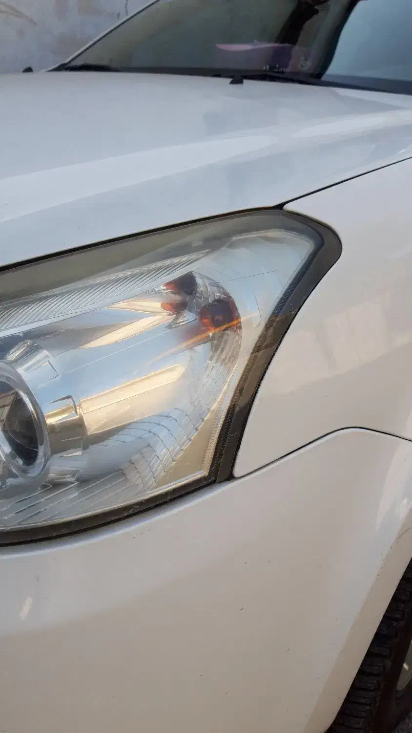 چراغ جلو ام وی ام ۵۵۰ اصلی|قطعات یدکی و لوازم جانبی|رشت, لاکانی|دیوار