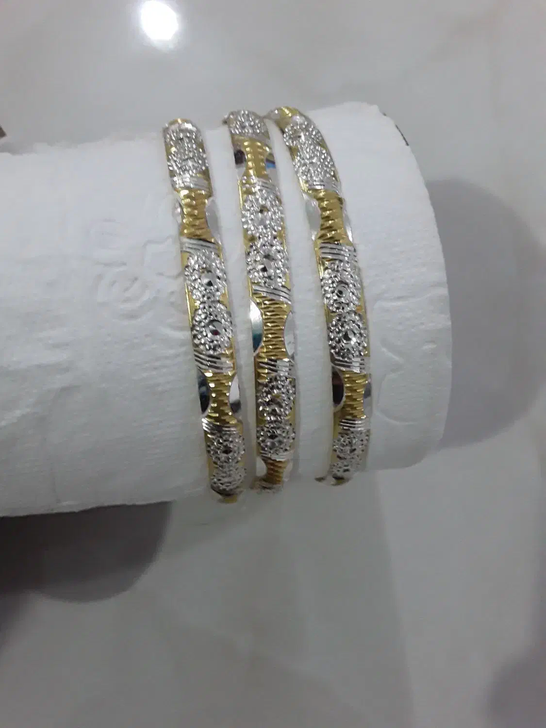 النگو نقره آبکاری طلا شد|جواهرات|مشهد, هفده شهریور|دیوار