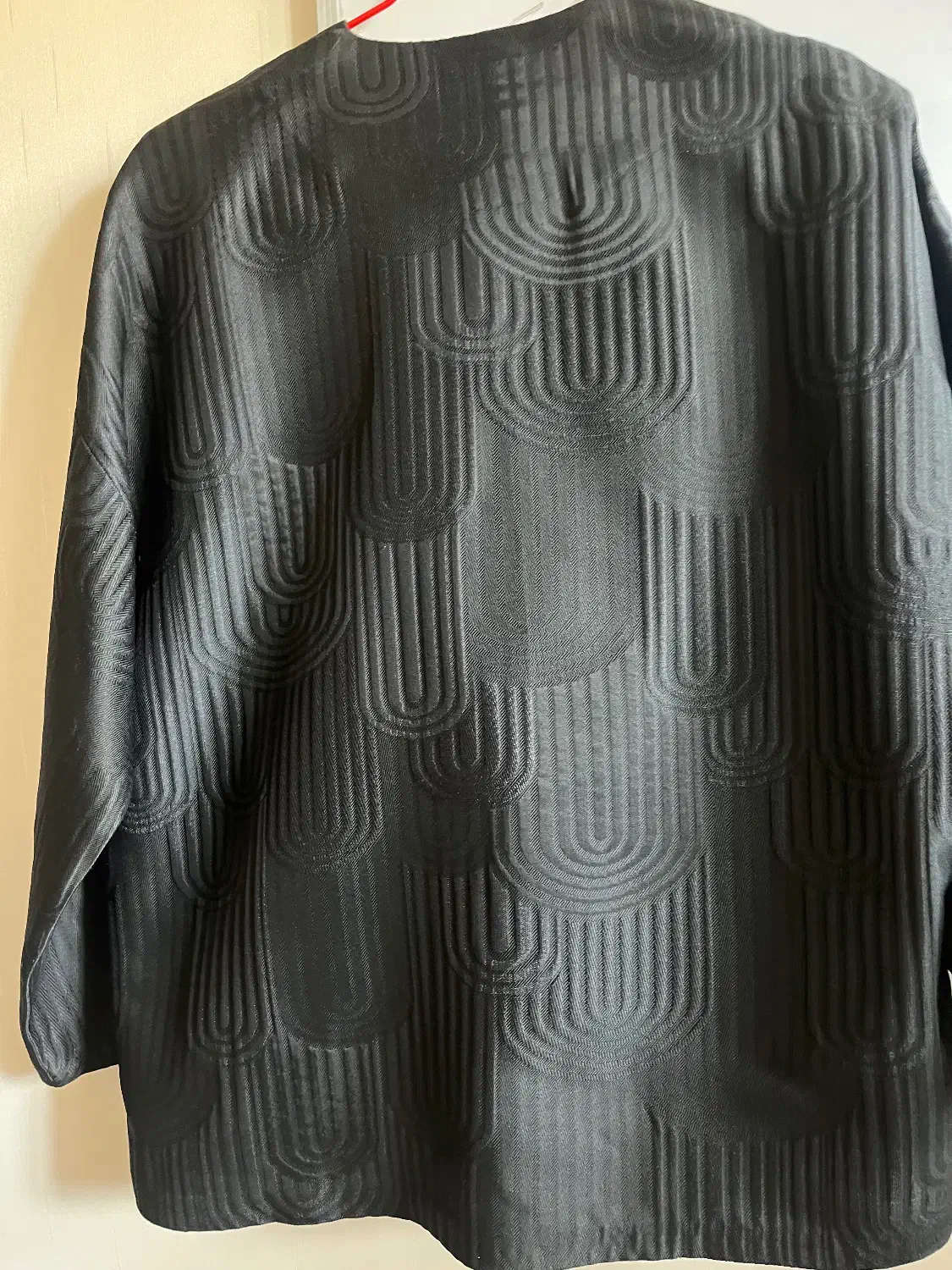 کت مجلسی|لباس|مشهد, سجاد شهر|دیوار