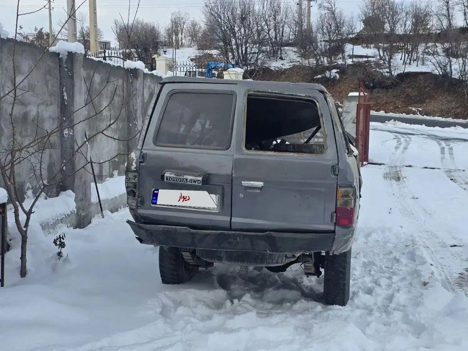 تویوتا تصادفی|خودرو کلاسیک|سردشت, |دیوار